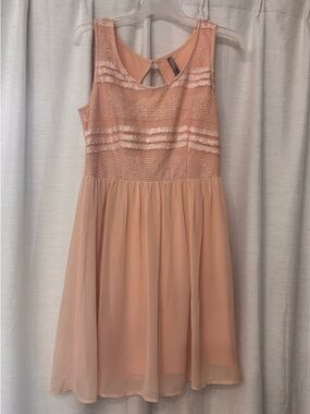 entro Peach Lace Bodice Chiffon Dress